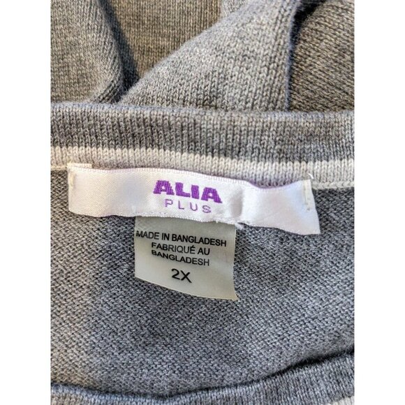 Alia Charcoal and Ivory Striped Crew Neck Sweater - Picture 7 of 8